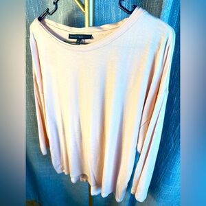 White House black market light pink dolman 3/4 sleeve tee blouse with shimmer